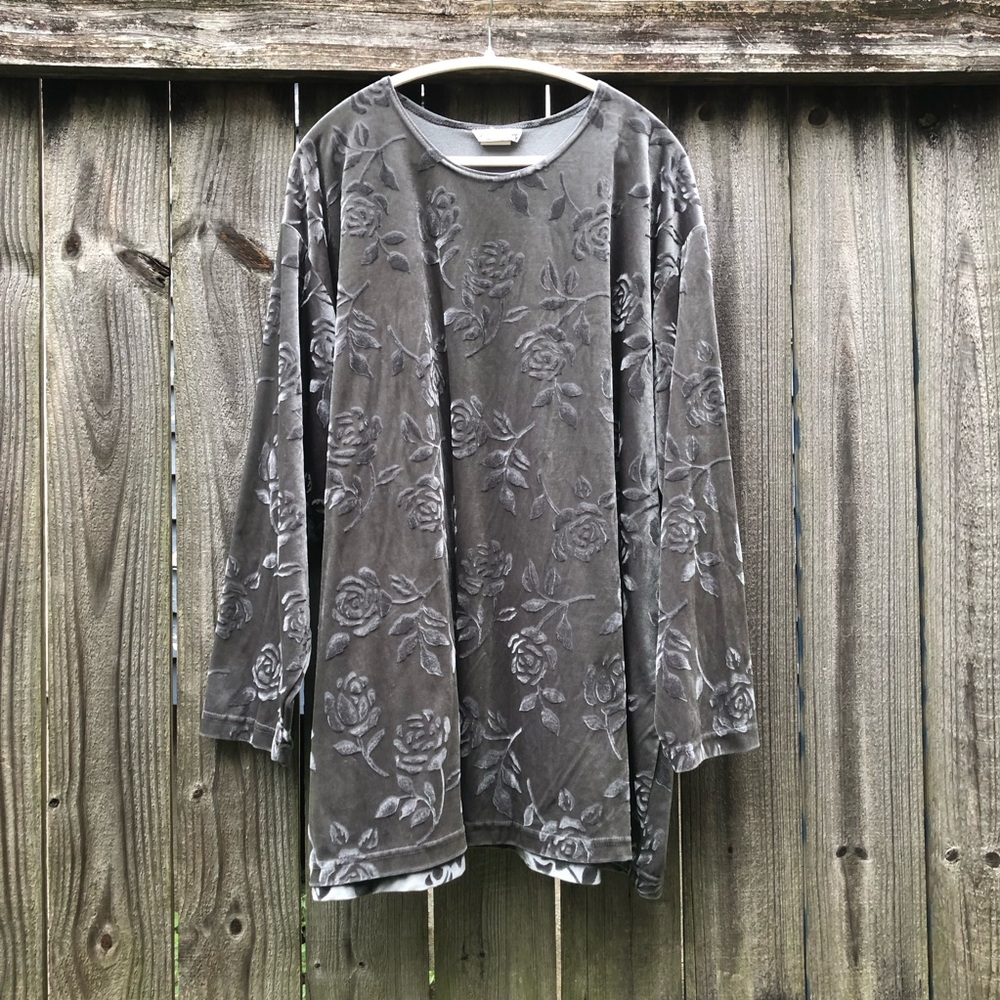 Vintage Lucky Winner Velvet Long Sleeved Top Size 4X Gray Silver Pewter Floral